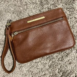Steve Madden brown wristlet